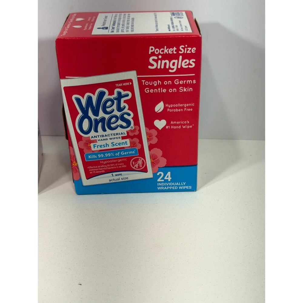 Wet Ones Antibacterial Hand Wipes Fresh Scent 24 Count Singles‎ 2 Pack 48 Total